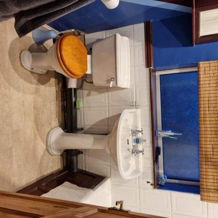 Image 2 of White Bathroom Suite - Toilet, Sink and Bath, Heritage brand