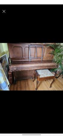 Image 1 of Piano free comer norfolk Collection