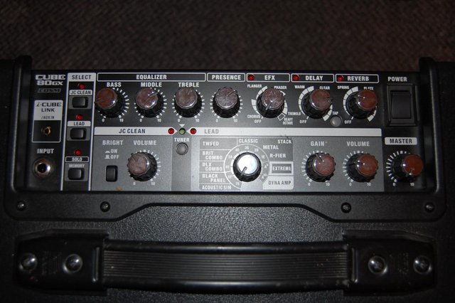 Image 3 of ROLAND GUITAR AMP + FOOT PEDAL +STAND