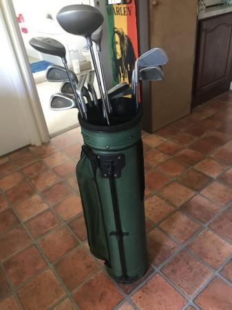 Image 2 of Memphis golf clubs and bag