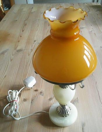 Image 1 of Onyx electric table lamp with gold fluted shade