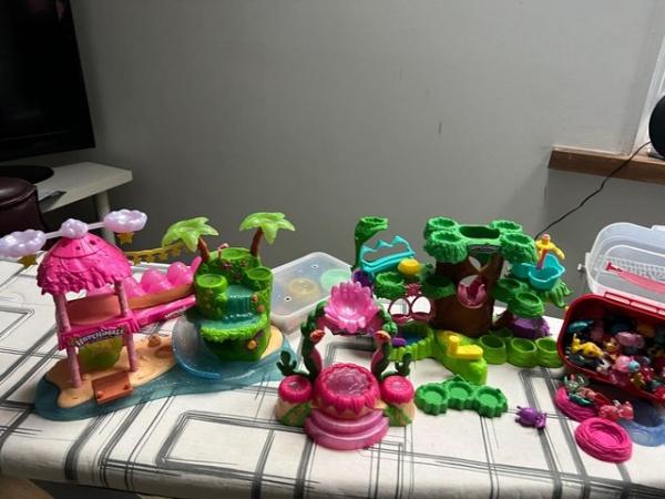 Image 2 of Hatchimal Play-sets, plus assorted mini figures
