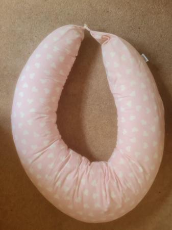 Image 1 of Pink and white pregnancy pillow, £5