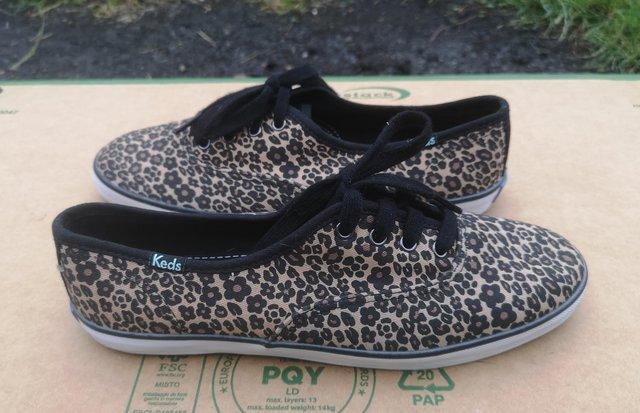 Preview of the first image of Keds women's cheetah leopard print sneakers trainers, rare.