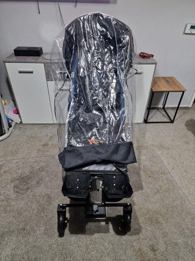 Preview of the first image of Axiom lesson 3 special needs pushchair.
