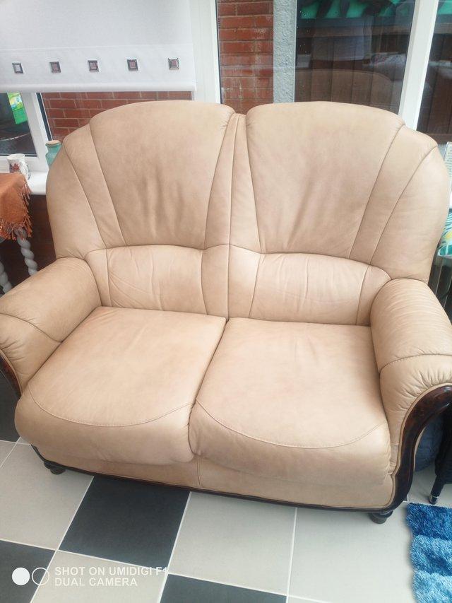 Preview of the first image of Cream Leather 2 Seater settee.
