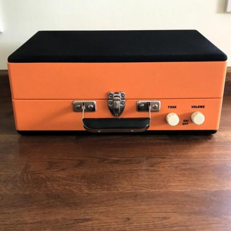 Image 3 of Steepletone SRP025 portable record player, built in speakers