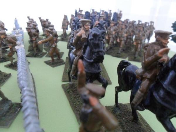 Image 24 of 156 figures First World War British soldiers 40mm Metal.