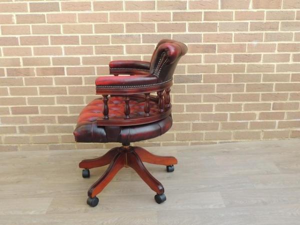 Image 5 of Chesterfield Traditional Ox Blood Chair (UK Delivery)