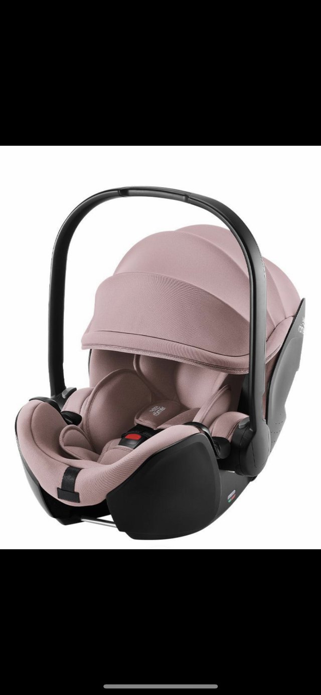 Preview of the first image of Britax Roma Baby Safe Pro Car Seat - Dusty Rose.