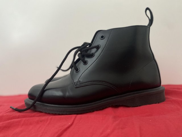 Preview of the first image of Dr Martens boots size 6 / 39 for sale 100£.