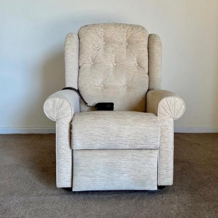 Image 2 of HSL ELECTRIC RISER RECLINER DUAL MOTOR CREAM CHAIR DELIVERY