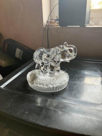 Image 2 of Lovely glass figurine of mother and baby elephant
