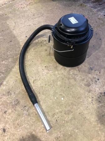 Image 1 of Vacuum Cleaner - Ash Can