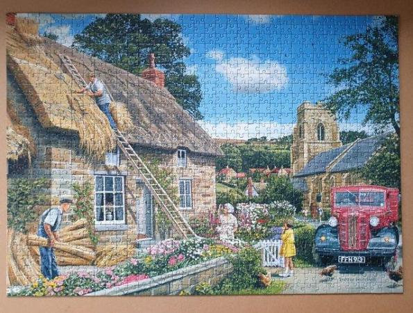 Image 3 of 1000 piece Jigsaw called A NEW THATCH  by FX SCHMID