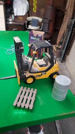 Image 1 of Kids toy forklift pick ip Middlesbrough