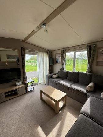 Image 3 of Gorgeous 2 Bedroom Caravan at Tattershall Lakes