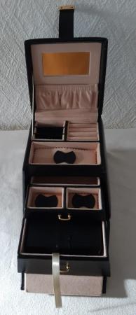 Image 2 of Leathersmith of London Jewellery Box