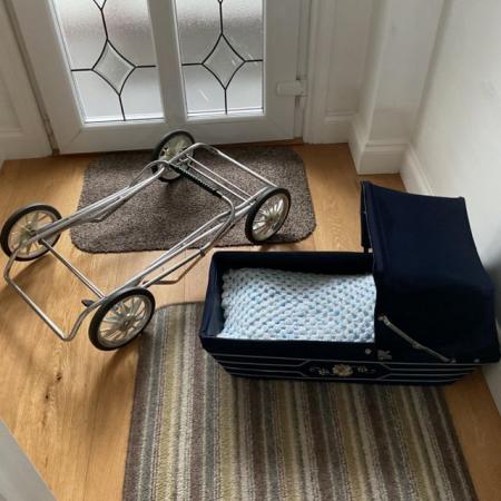 Image 3 of VINTAGE TOY DOLL’S PRAM FROM EARLY 1980’S