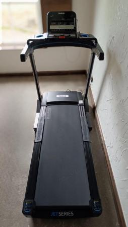 Image 2 of £400 Reebok 300 Treadmill