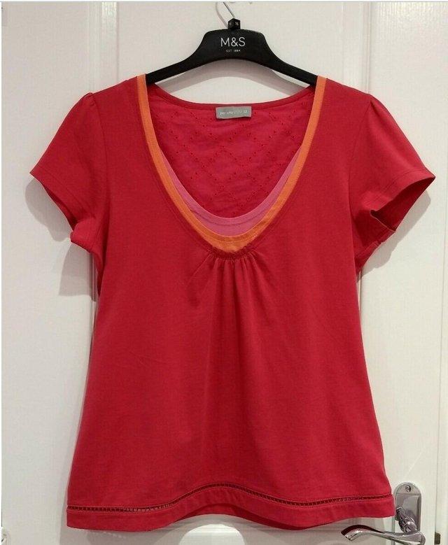 Preview of the first image of New Women's M&S Per Una Size 12 T-shirt Top UK 12.