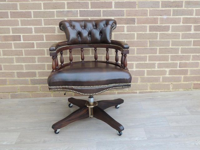Preview of the first image of Chesterfield Vintage 4 spoke Captains Chair (UK Delivery).