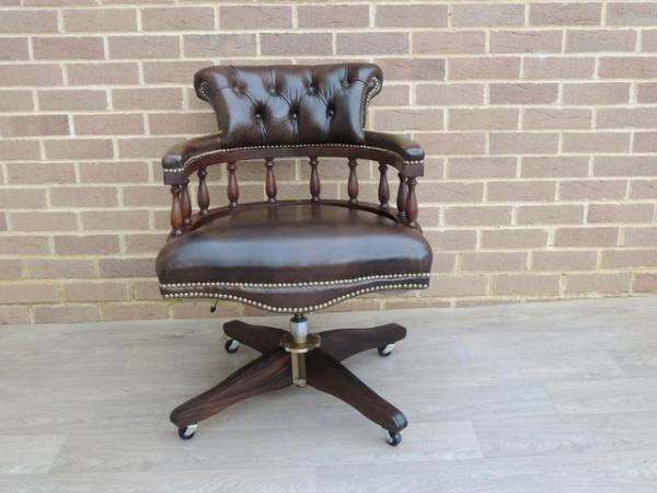 Image 1 of Chesterfield Vintage 4 spoke Captains Chair (UK Delivery)