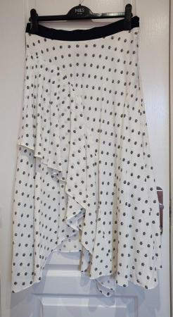 Image 2 of New with tags Marks and Spencer Soft White Skirt Size 12 Reg