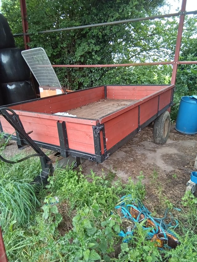 Preview of the first image of Agricultural tipping trailer.