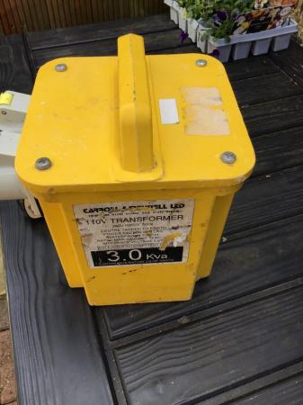 Image 3 of Transformer 110 volt with twin outlet