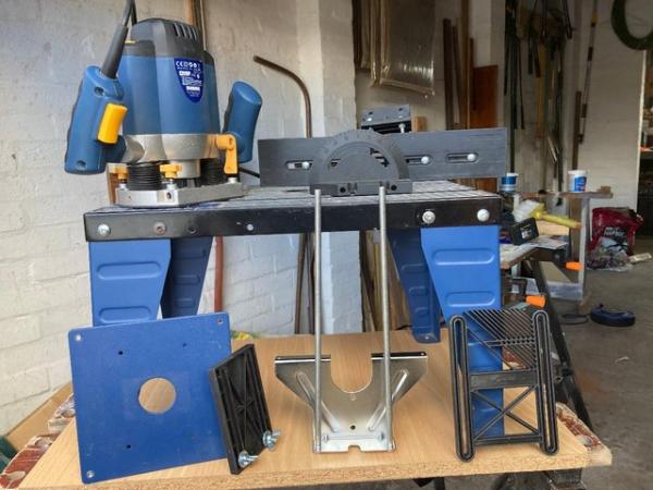 Image 2 of Power Craft Router and Router Table