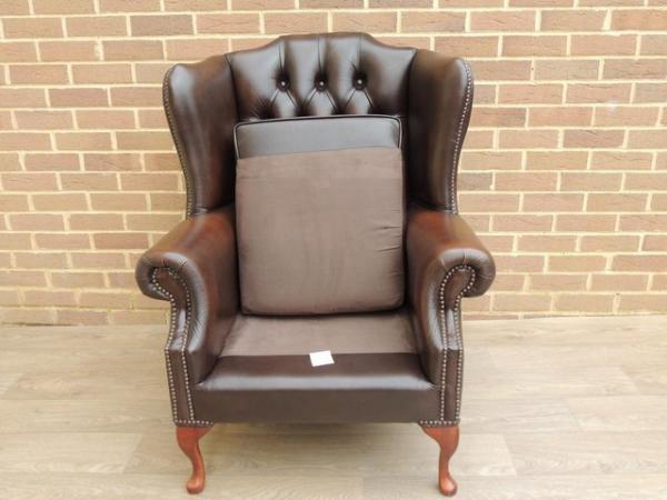 Image 10 of Saxon Chesterfield Queen Anne Luxury Armchair (UK Delivery)