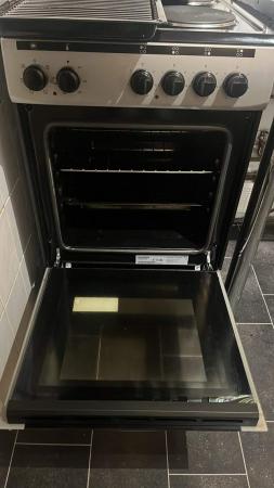 Image 3 of Essentials electric oven