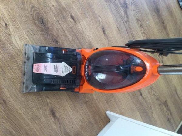 Image 2 of Vax upright carpet cleaner good condition