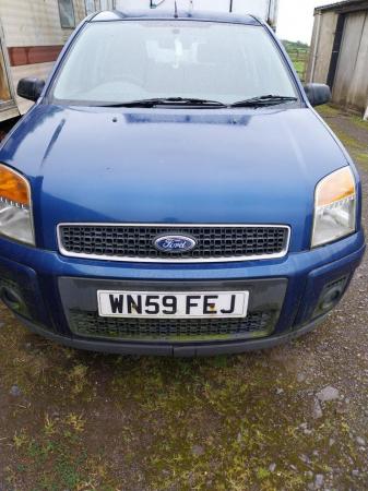 Image 2 of Ford Fusion 2000 spares repair