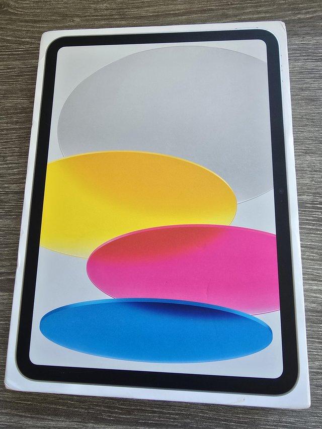 CELLULAR BRAND NEW IN SEALED BOX APPLE IPAD 11th GENERATION — Other in Southend-on-Sea