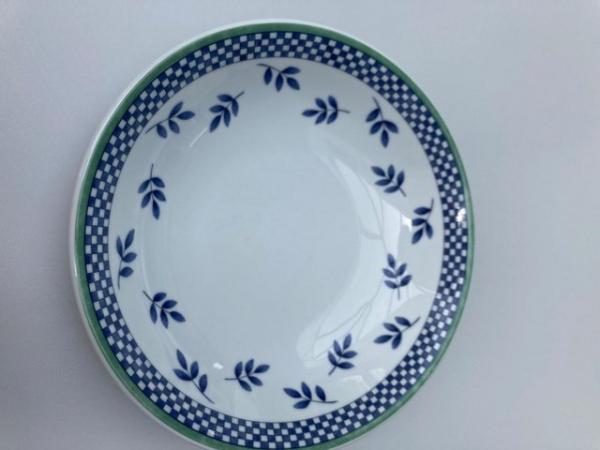 Image 2 of Large set of Villeroy & Boch Switch 3 Dinner/table ware