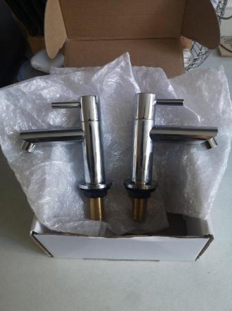 Image 2 of Modern Bathroom Basin Taps Hot & Cold Pair Twin Chrome Lever