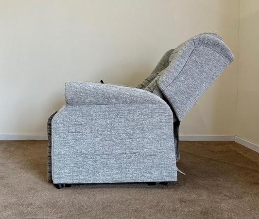Image 10 of COSI ELECTRIC RISER RECLINER DUAL MOTOR CHAIR GREY DELIVERY