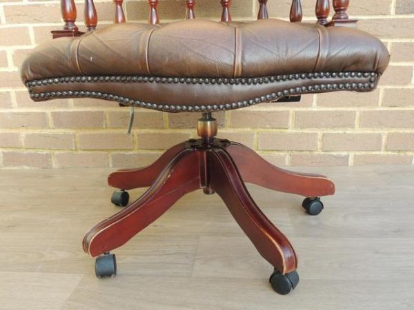 Image 13 of Chesterfield Luxury Captains Chair (UK Delivery)