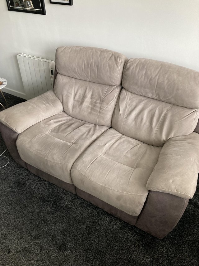 Preview of the first image of 2 seater electric recliner sofa.