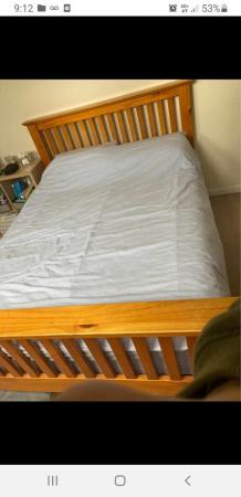 Image 2 of Solid wooden double bed frame
