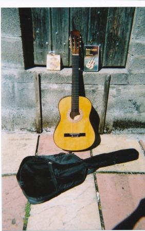 Image 1 of Brand new acustic guitar,& spare strings&video lesson