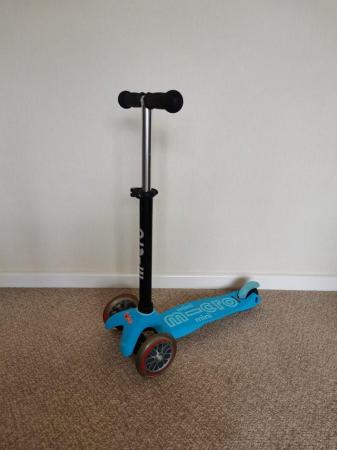 Image 3 of Original Mini Micro scooter