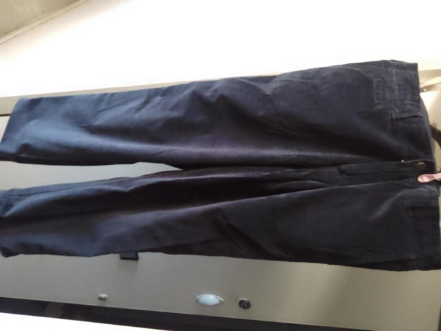 Preview of the first image of Benetton mens cotton cords - dark blue - 38 \ Euro 50 - NEW.