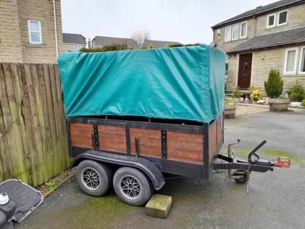 Image 2 of Twin wheeled  trailer with cover