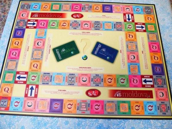 Image 2 of Original Moldova game boxed excellent condition