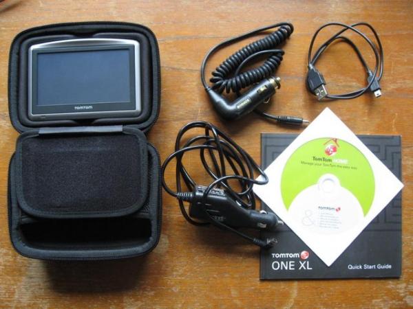 Image 1 of TomTom One XL Sat Nav UK + Eire - with Case & Accessories -