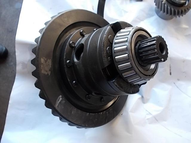 Preview of the first image of Crown wheel and pinion for differential Ferrari 456 GT.