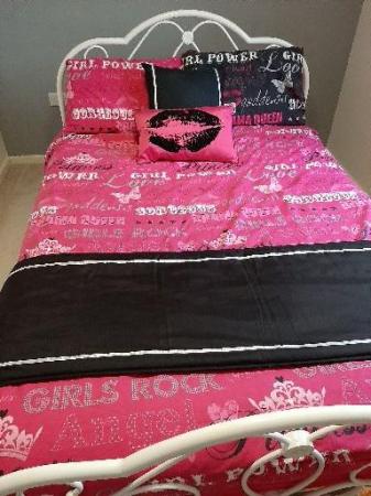 Image 1 of Girl Power Reversible Pink & Black Duvet Set